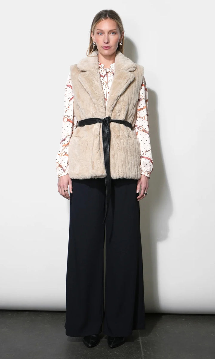 Cosette Faux Fur Vest (Oyster)