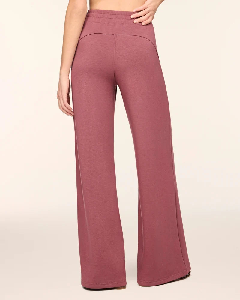 Air Essentials Wide Leg Pant (Rum Raisin)