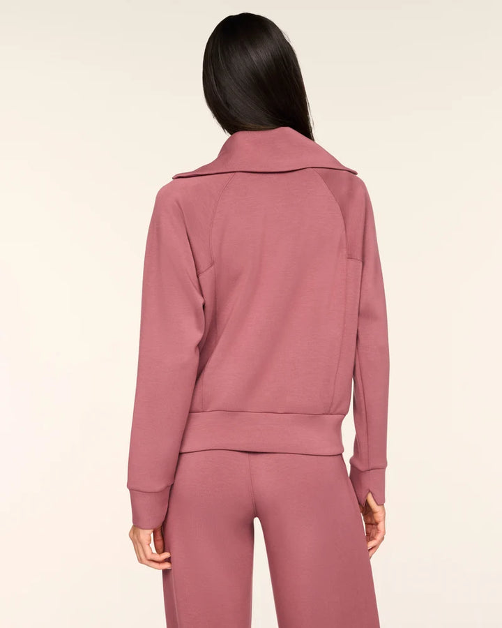 Airessentials Half Zip (Rum Raisin)