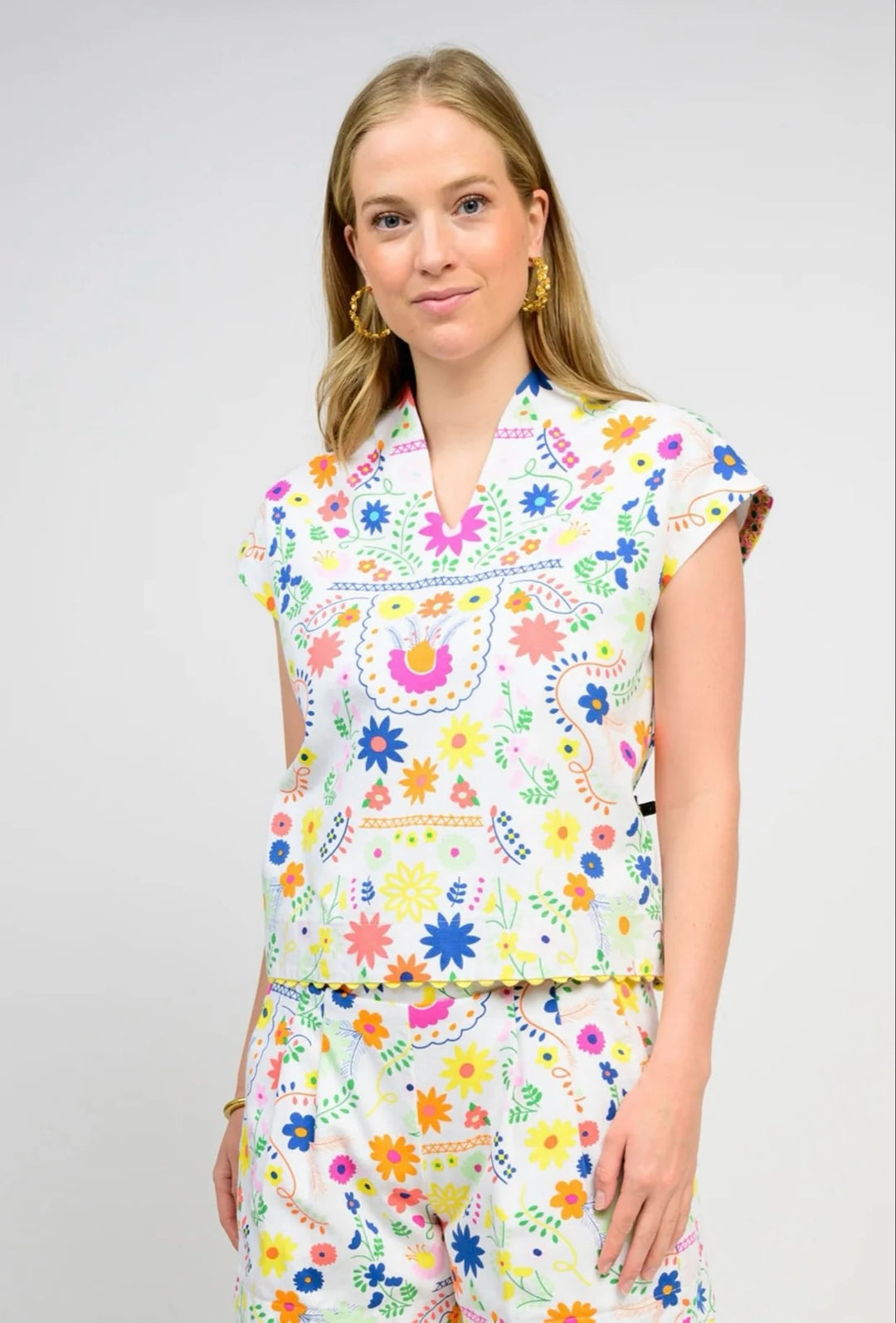 Flores Top (WHT)