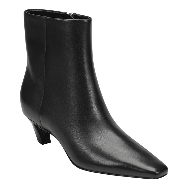 Danai (Black)