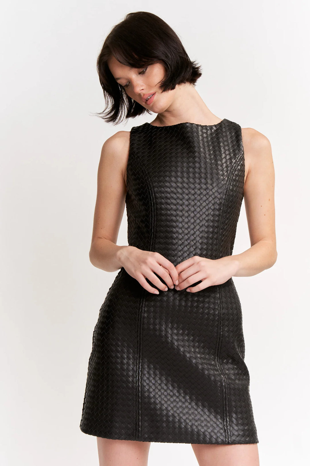Essence Sheath Dress (Black)