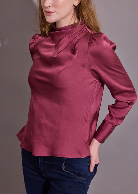 Scarlett Top (Mulberry)